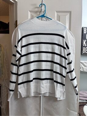 Old Navy White Sweater with Black Stripes